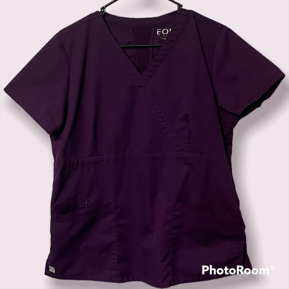 EON Eggplant Scrub Top. Size Medium